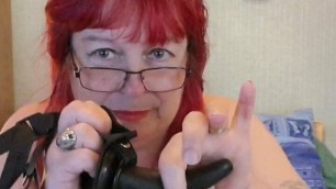 Vends-ta-culotte - Mommy teaches you how to take pleasure with a strap-on in your ass