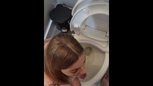 Thirsty for Piss, Redhead Laps up Streaming Piss with Tongue on Knees by Toilet